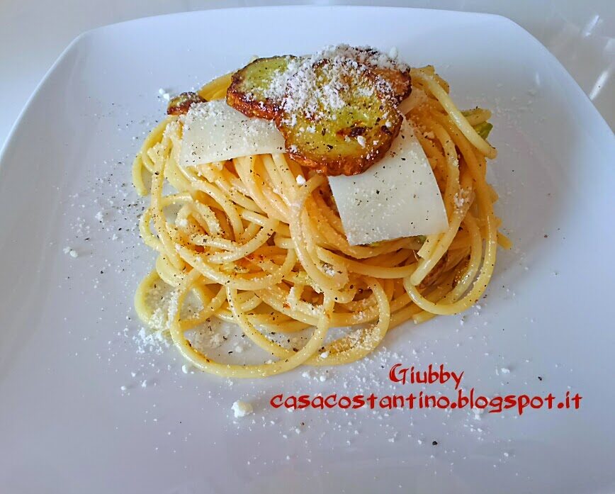 Bucatini con zucchina napoletana