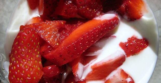 Budino allo yogurt e fragoline