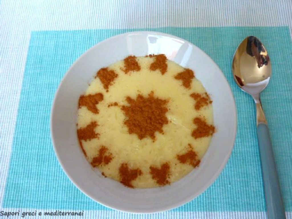 Budino di riso con il latte