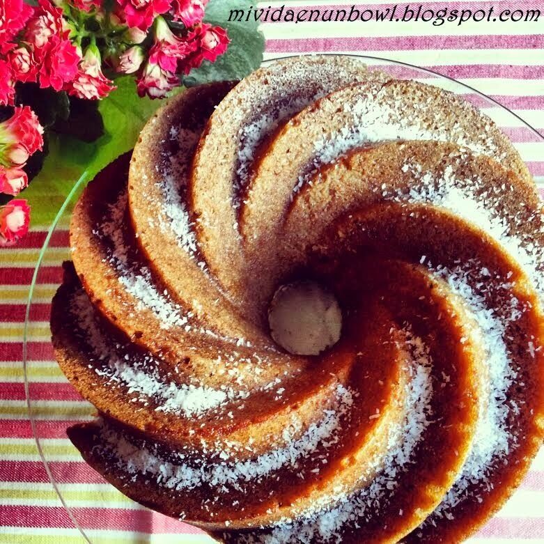 Bundt cake di cocco e cannella