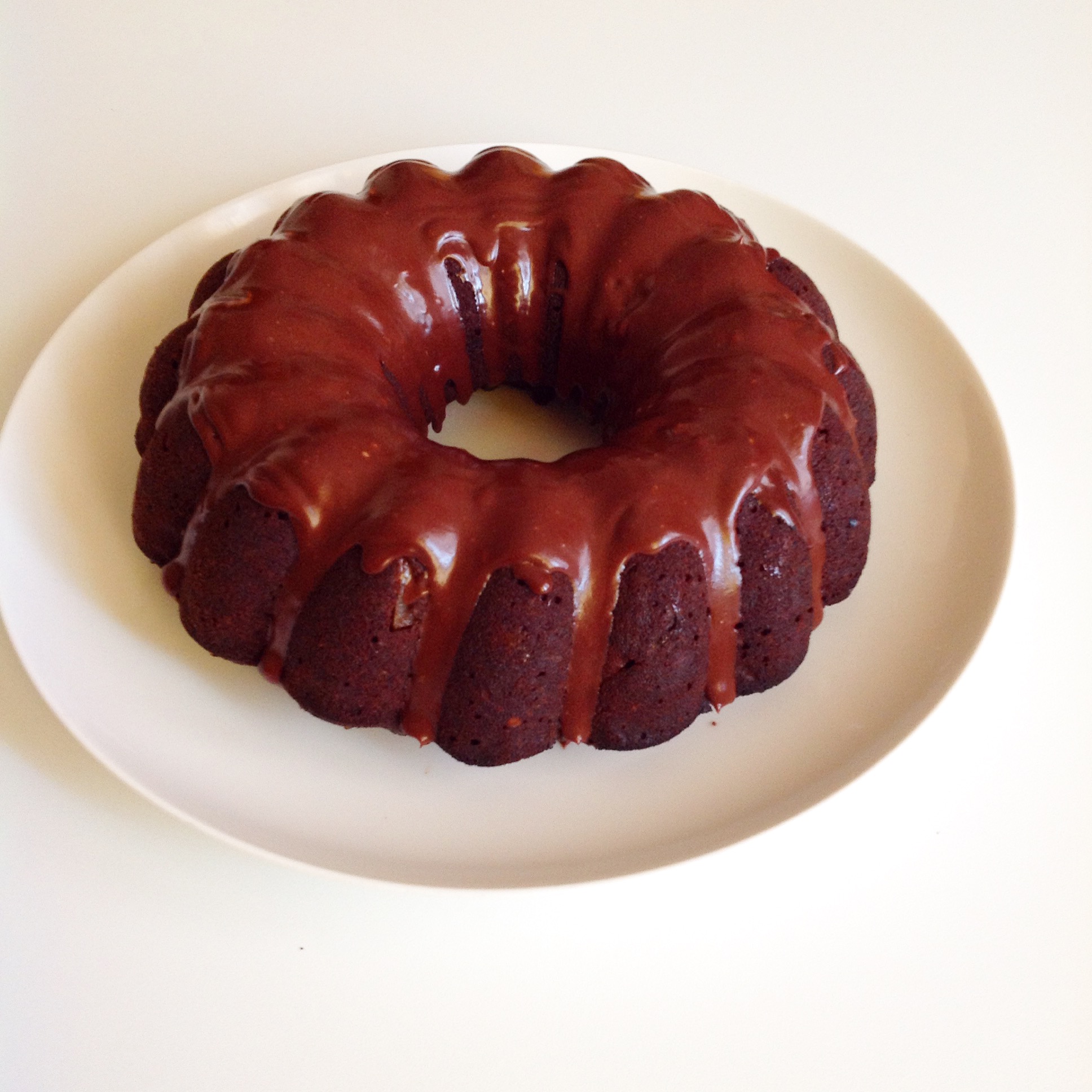 Bundt cake noci pere e cioccolato