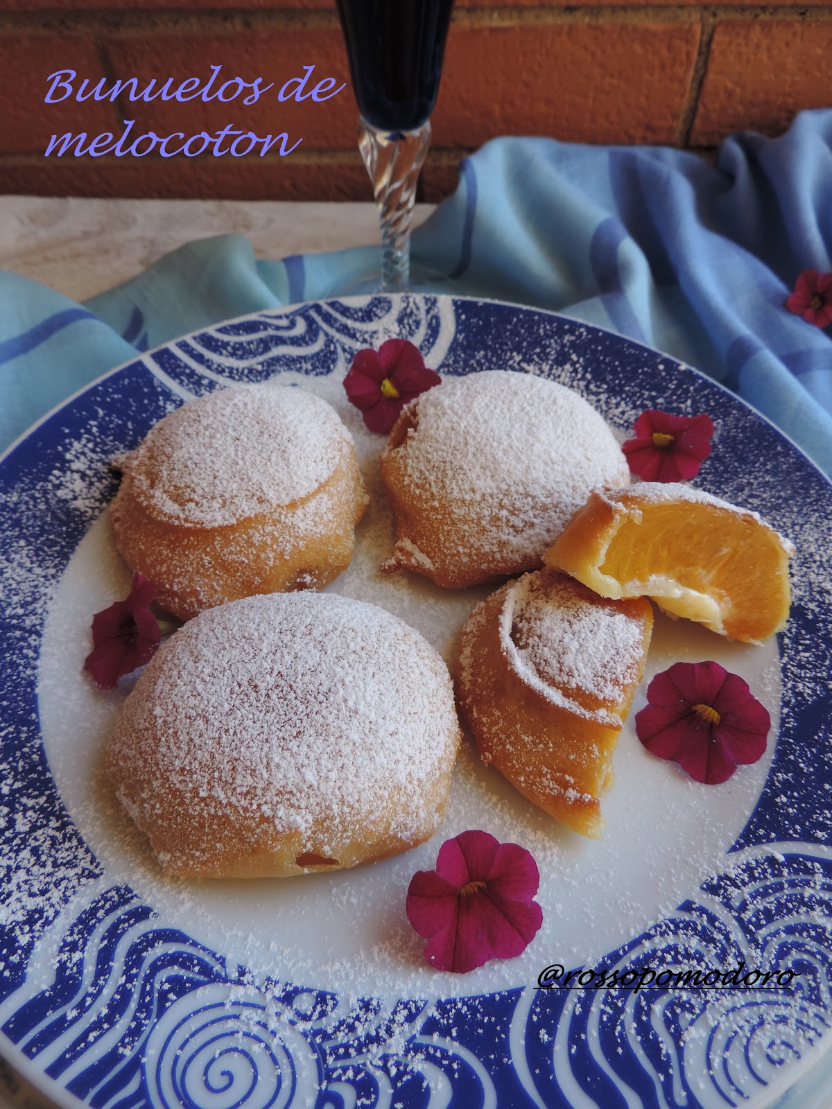 Bunuelos de melocoton ( frittelle di pesche )