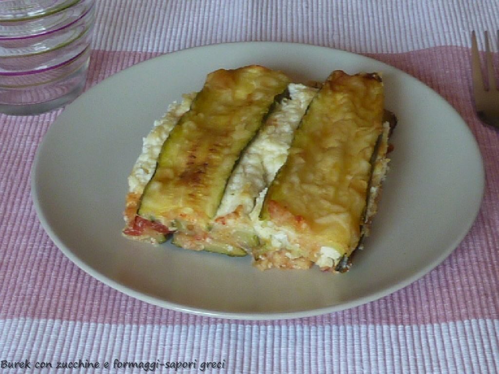 Burek con zucchine e formaggi