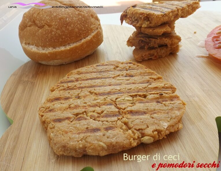 Burger di ceci e pomodori secchi