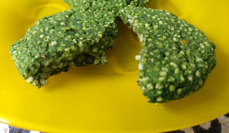 Burger di miglio, spinaci e ceci
