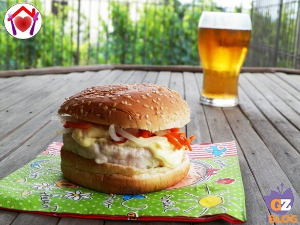 Burger di pollo