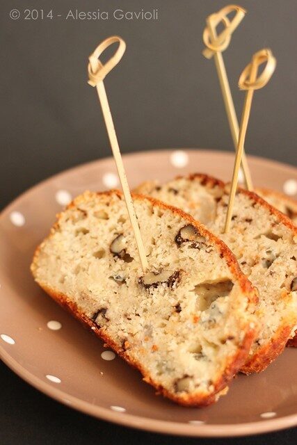 Cake al gorgonzola, pere e noci: benritrovati!