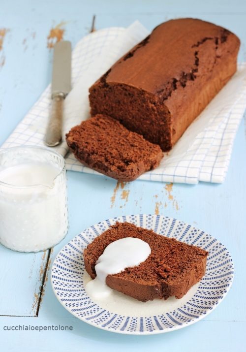 Cake senza burro con salsa al cocco
