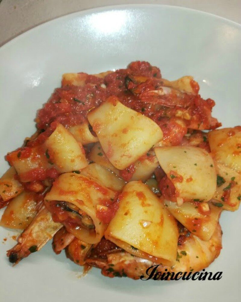 Calamarata ai frutti di mare