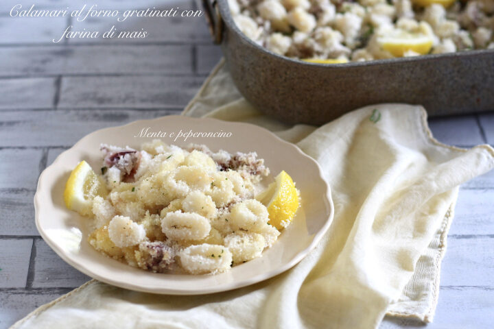 Calamari al forno gratinati con farina di mais