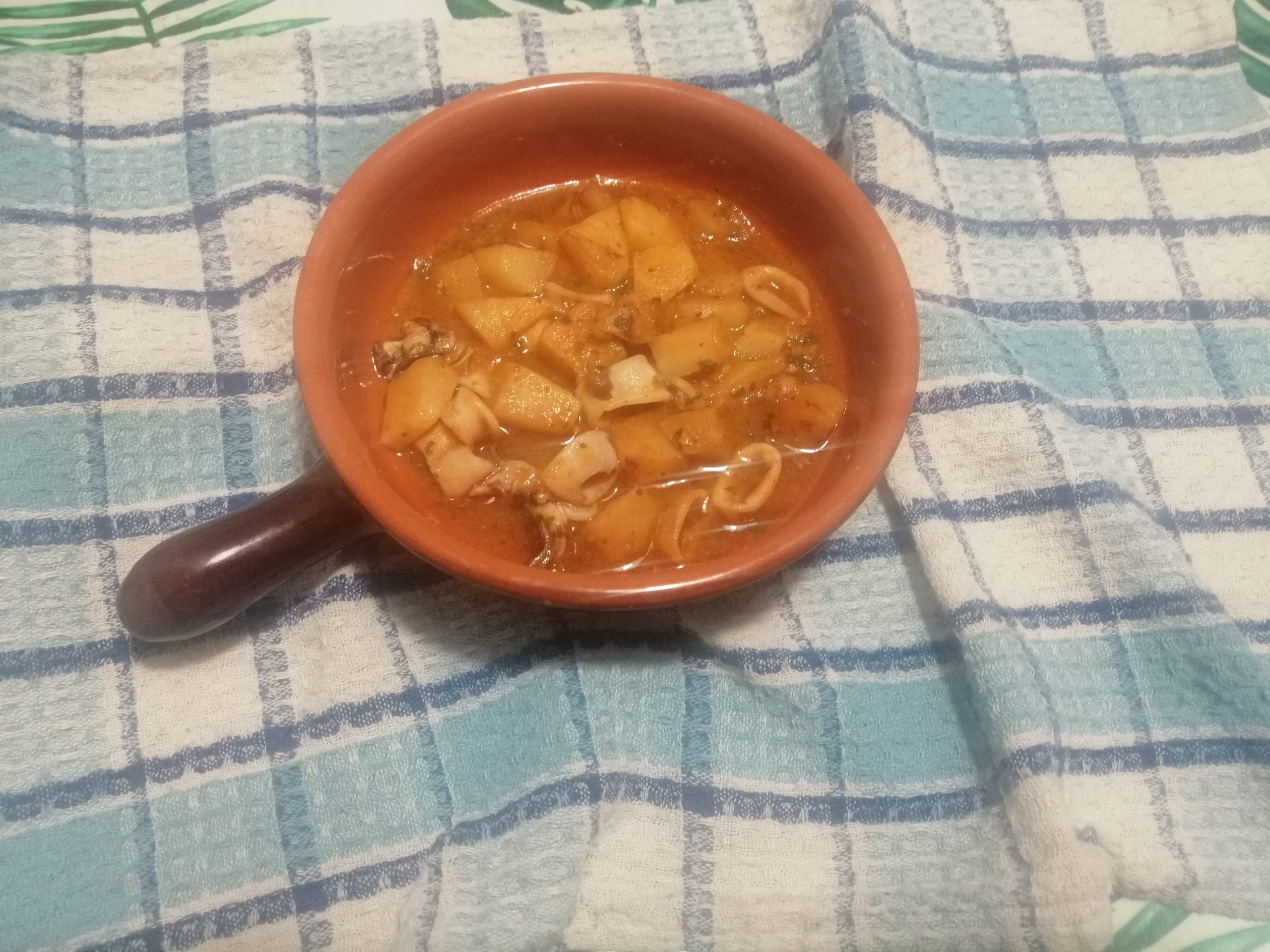 Calamari in umido con patate