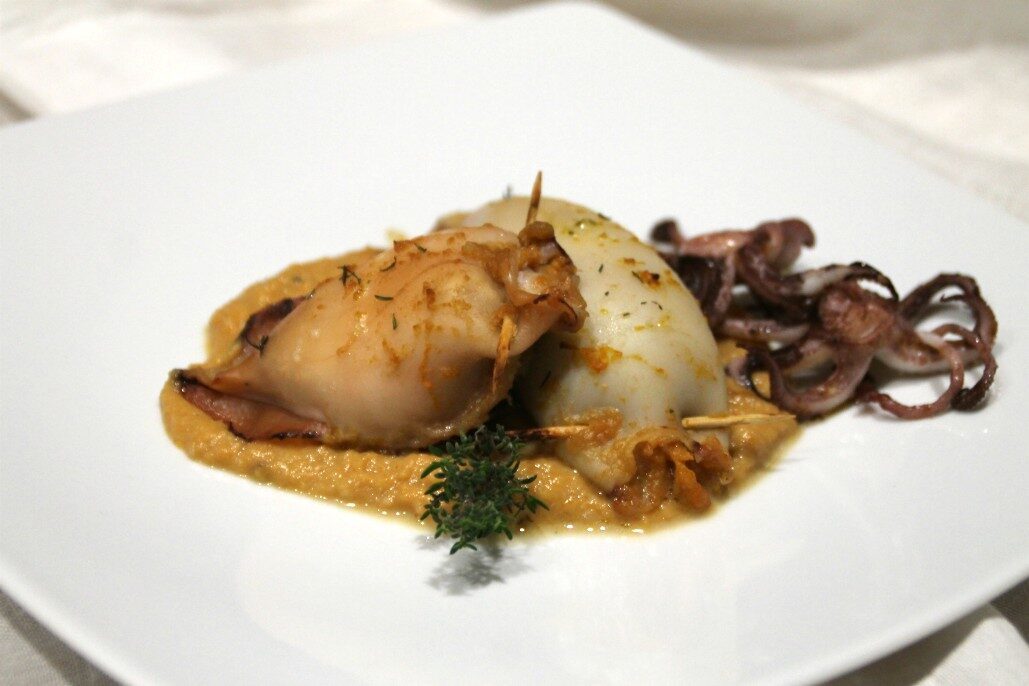Calamari ripieni con crema di zucca e castagne