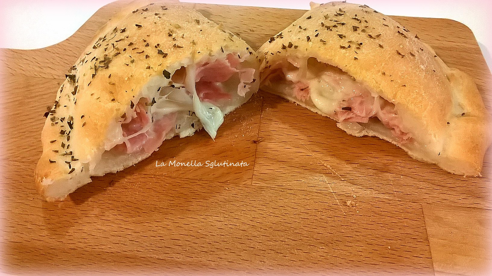 Calzoncini con prosciutto cotto e mozzarella