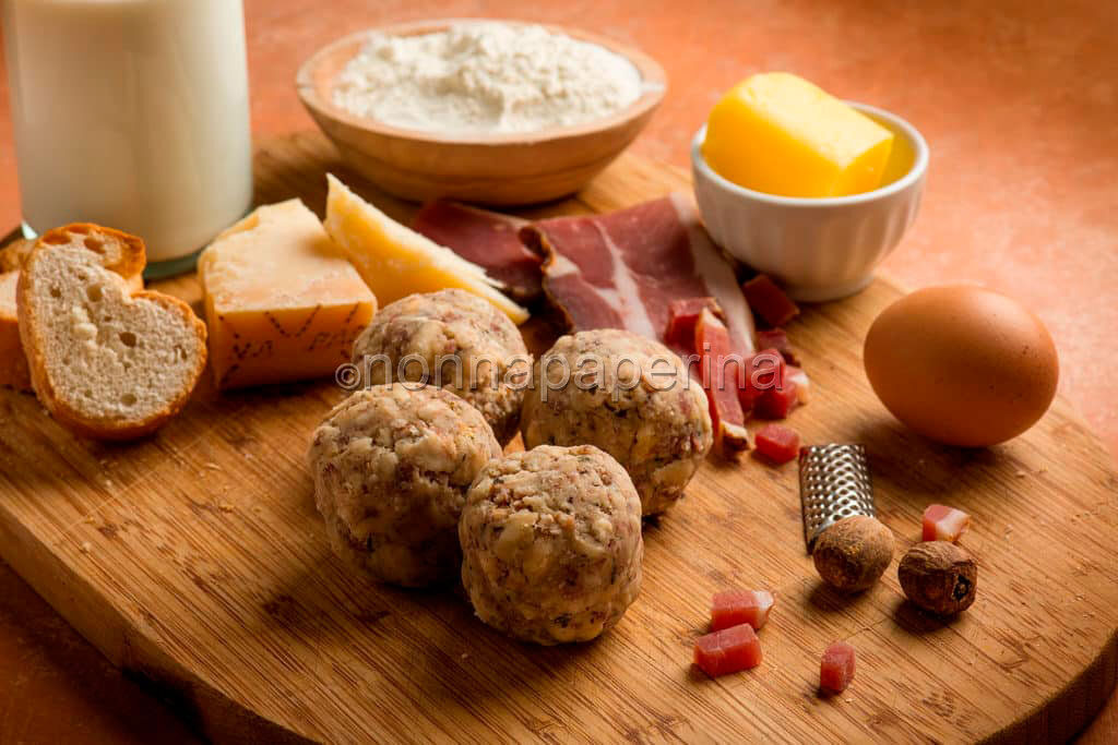Canederli con lo speck: la tradizione rivive a tavola