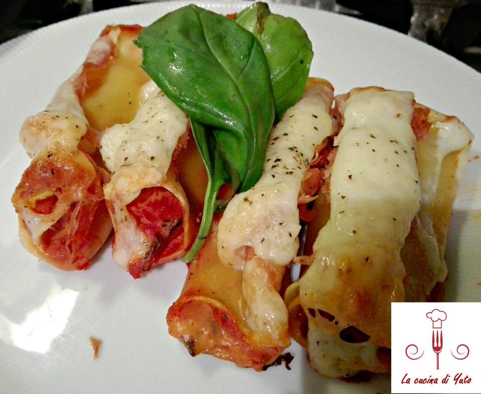 Cannelloni ai funghi con prosciutto e asiago filante