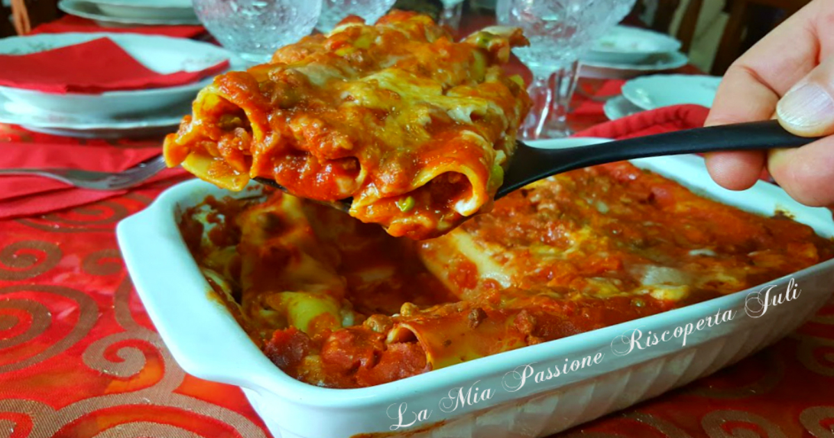 Cannelloni ripieni di ragu