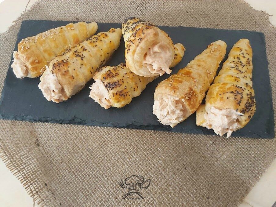 Cannoli alla mousse di salmone