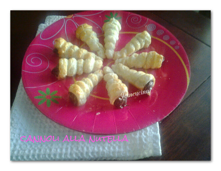 Cannoli alla nutella