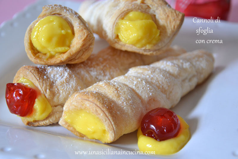 Cannoli di sfoglia con crema