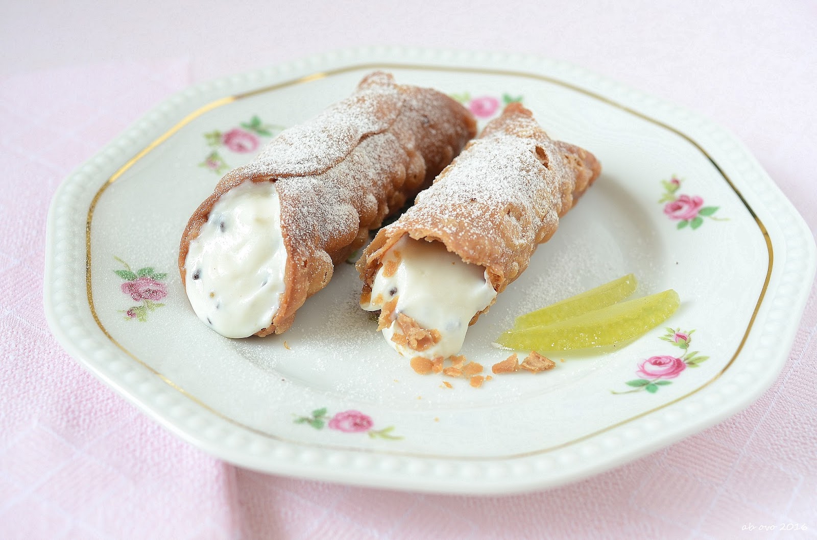 Cannoli siciliani per un compleanno da festeggiare