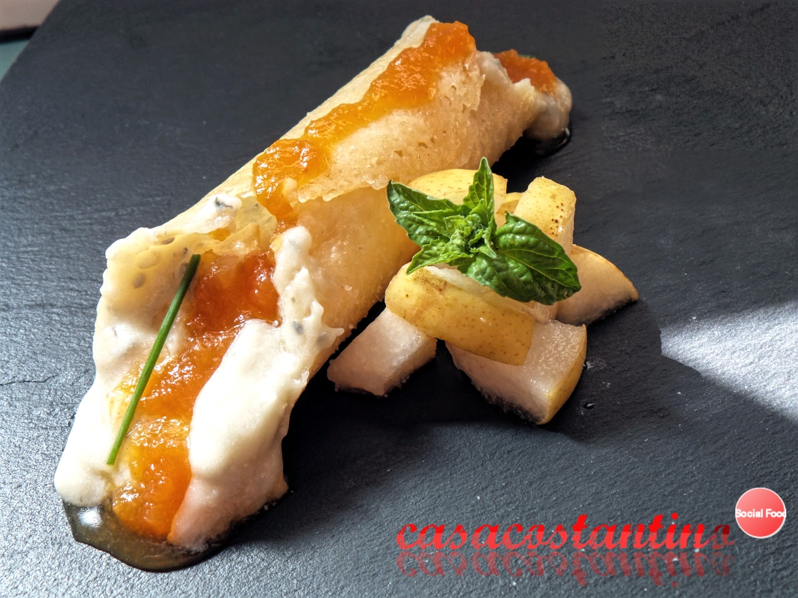 Cannolo di parmigiano