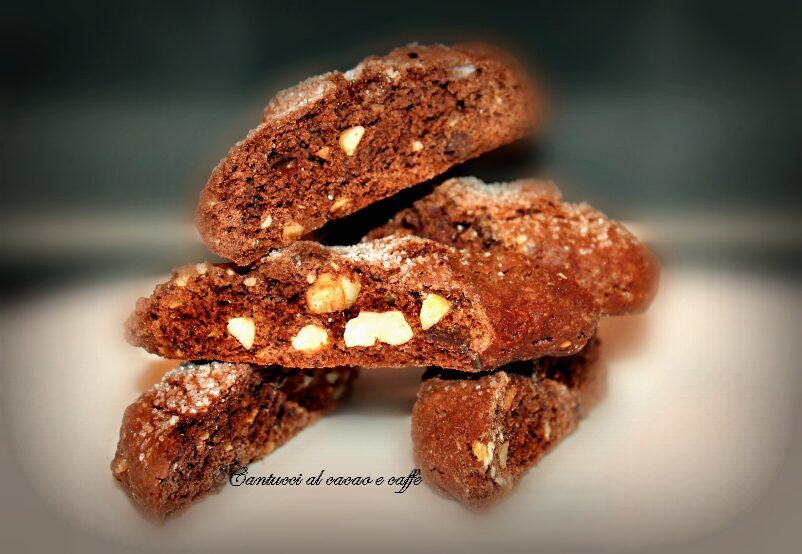 Cantucci al cacao e caffé