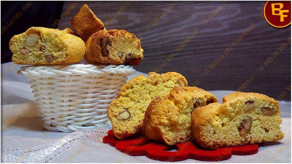Cantucci o tozzetti friabili con sciroppo di riso