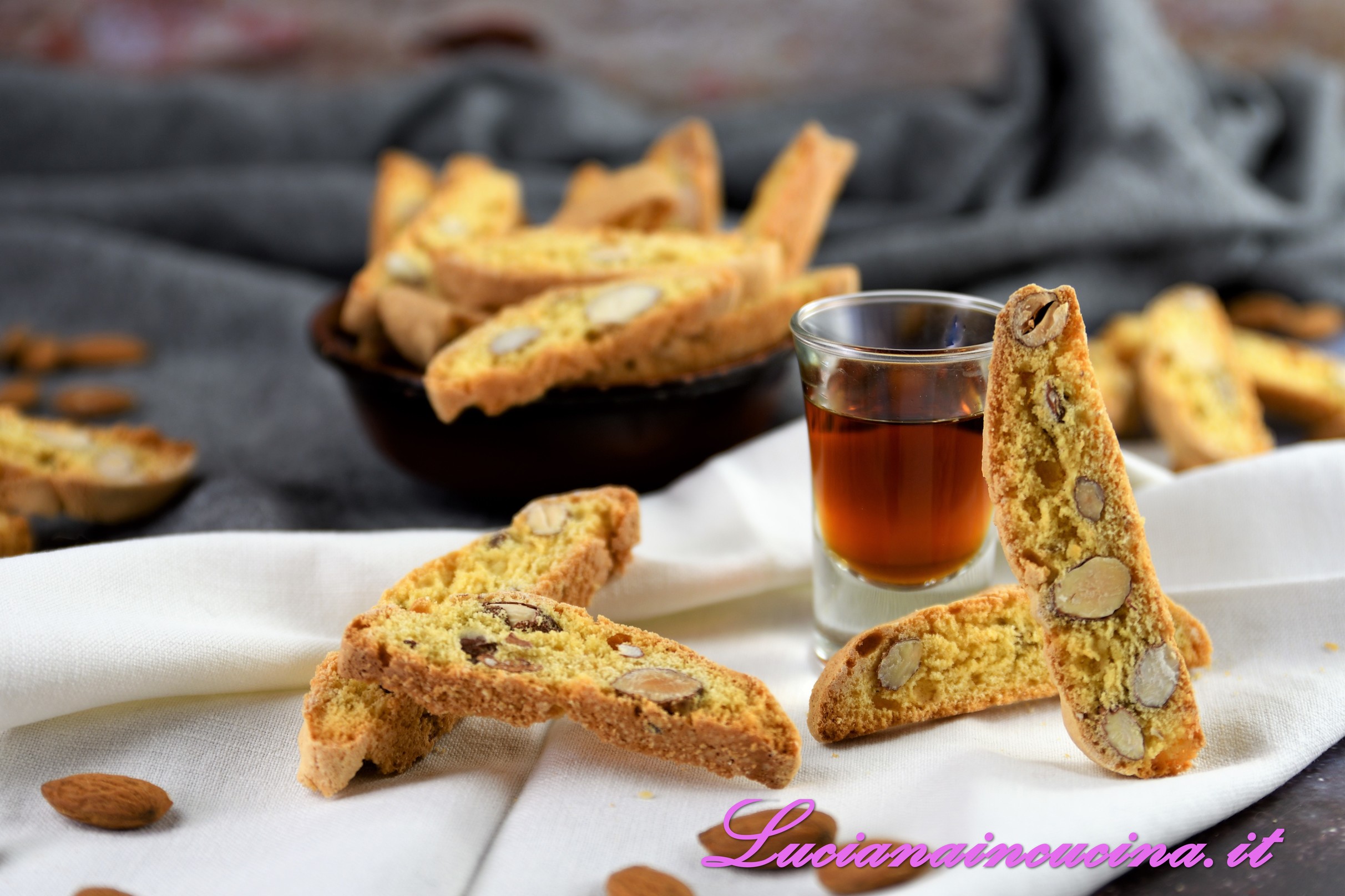 Cantucci ricetta