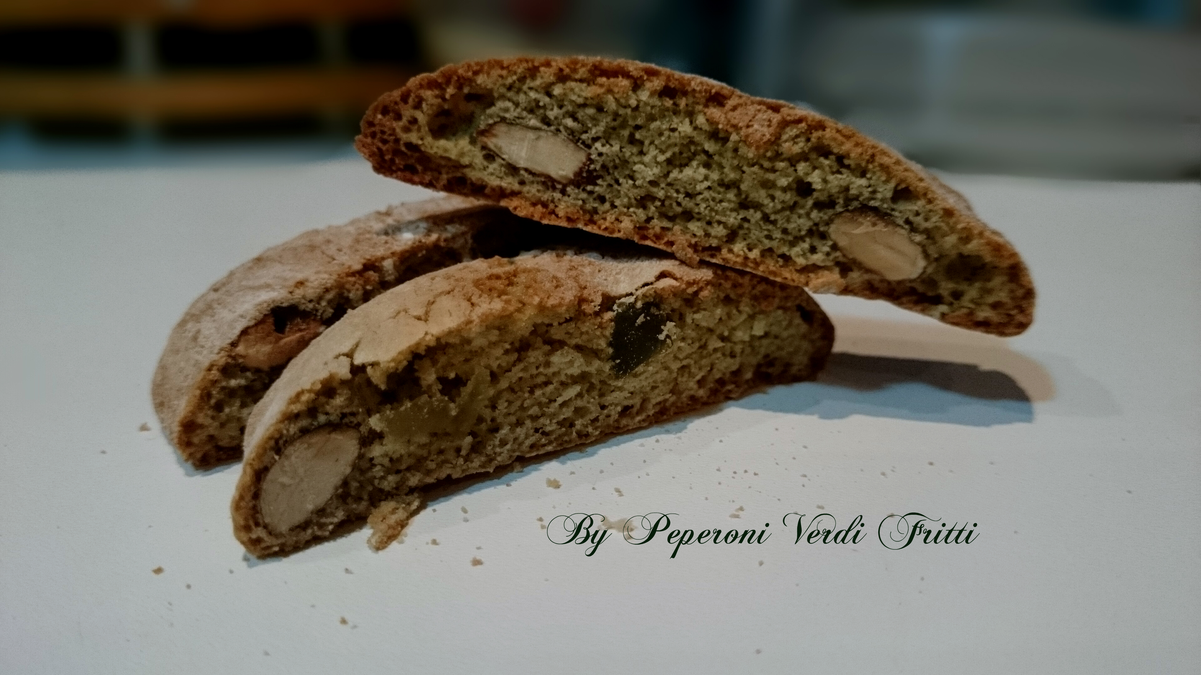Cantuccini al pistacchio e cedro candito