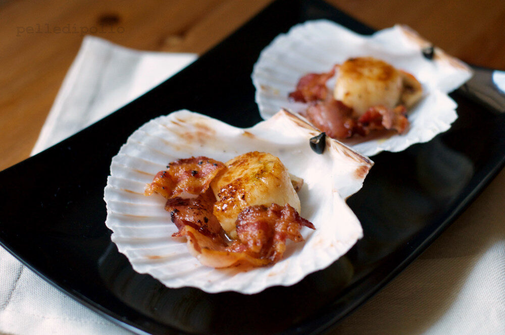 Capesante saltate con bacon croccante
