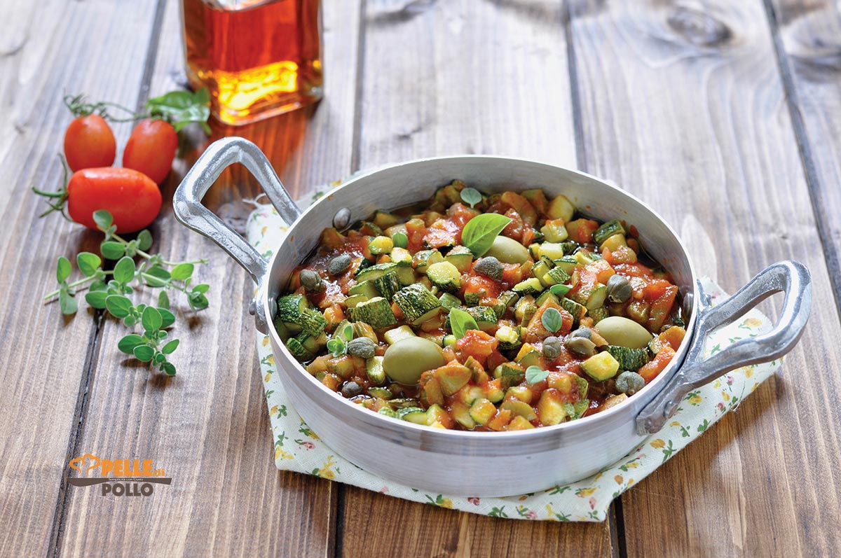 Caponata di zucchine con olive, sedano e capperi
