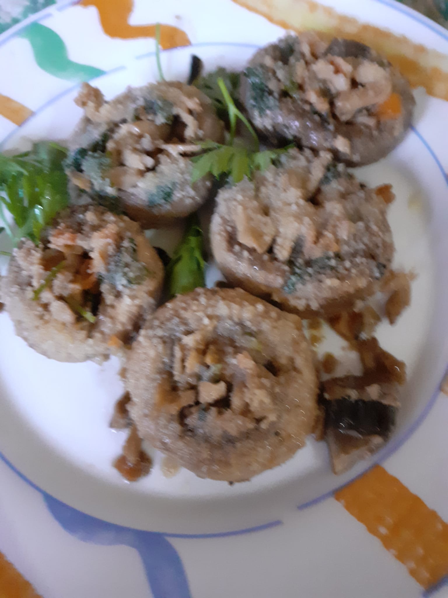 Cappelle di funghi ripiene