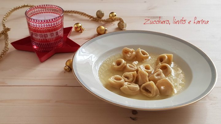 Cappelletti in brodo di cappone