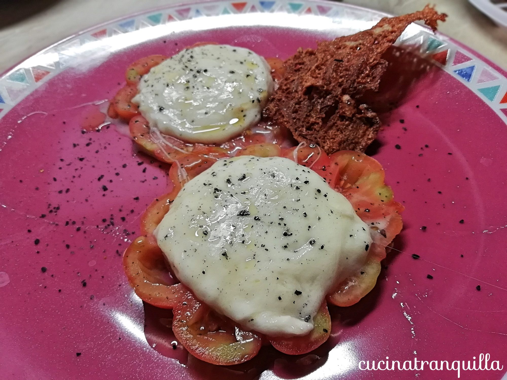 Caprese fondente (con cialda di mozzarella di bufala)