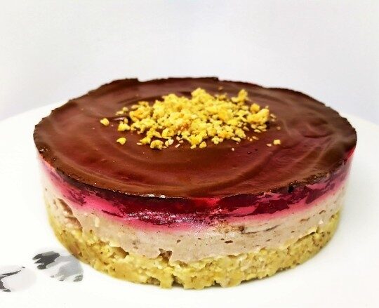 Caramel&raspberries pie