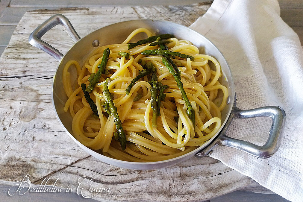 Carbonara di asparagi selvatici