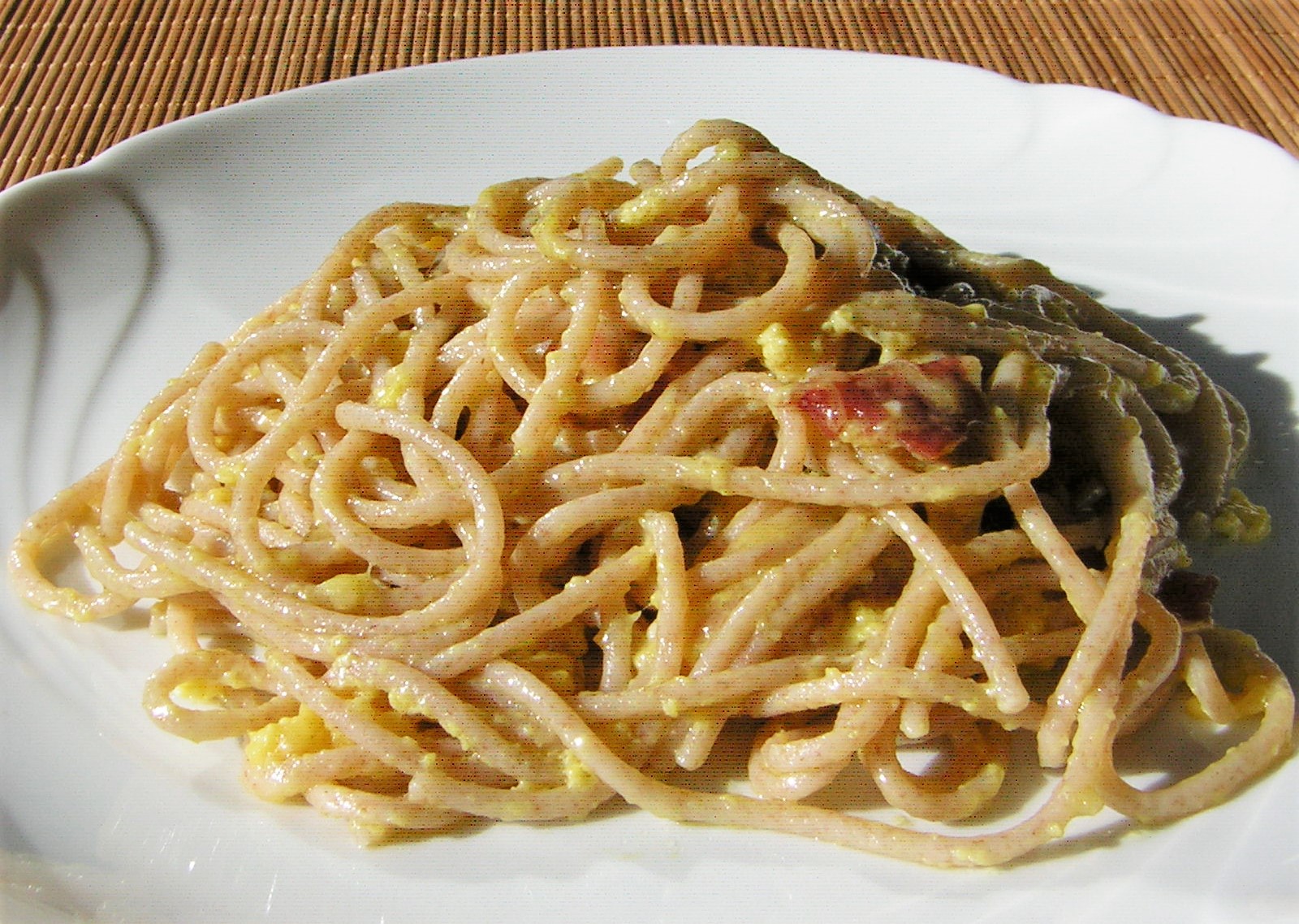 Carbonara di spaghetti di farro