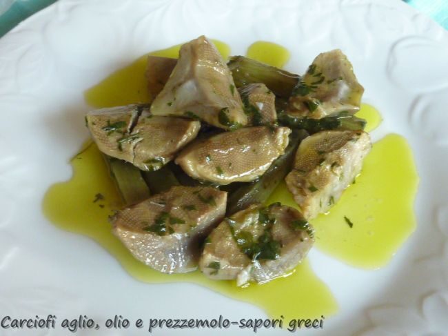 Carciofi aglio, olio e prezzemolo