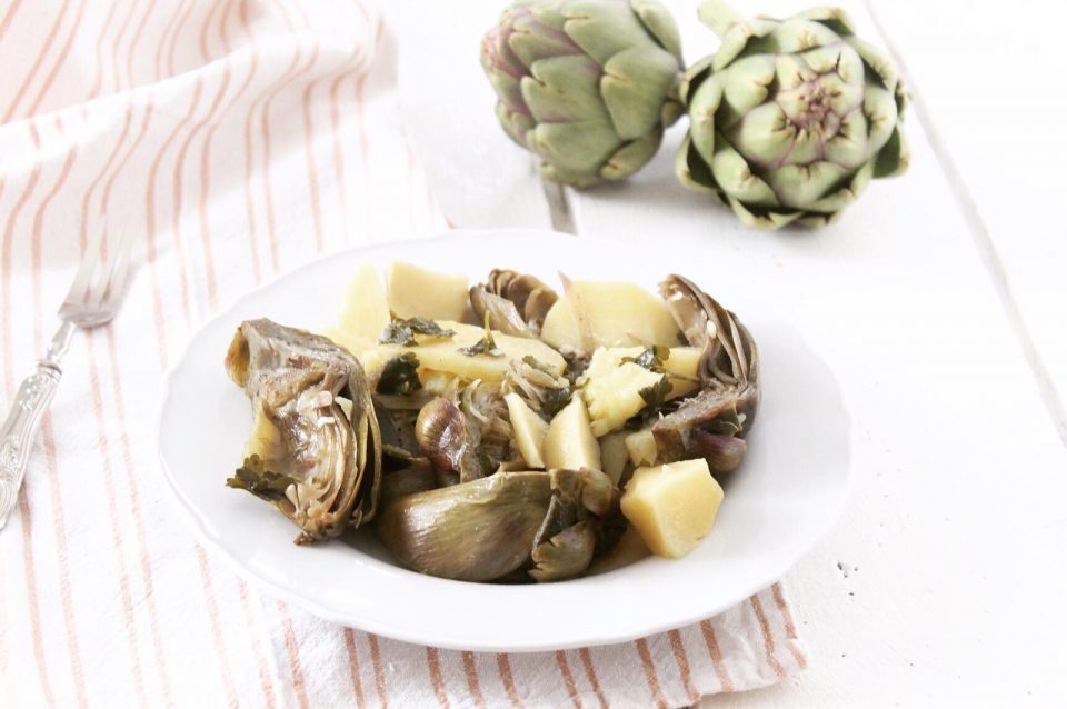 Carciofi e patate in padella