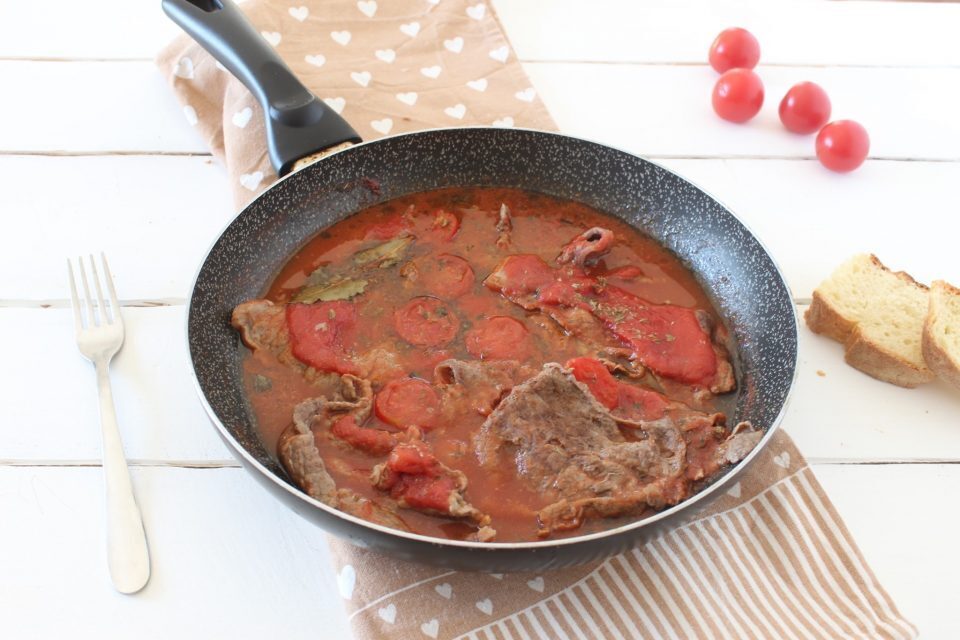 Carne alla pizzaiola