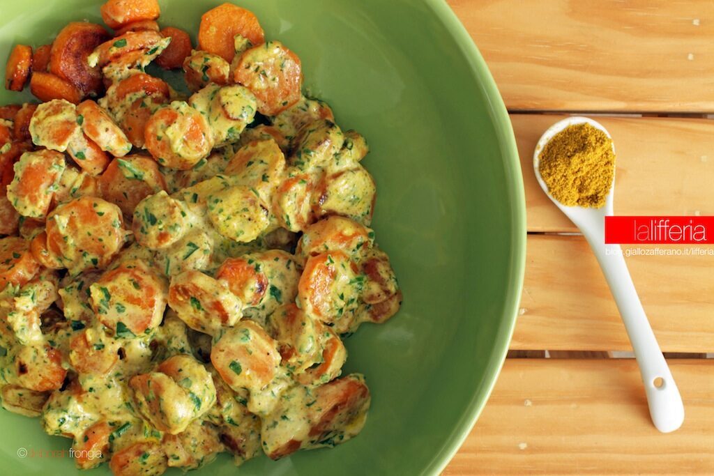 Carote al curry | Ricetta facile e veloce