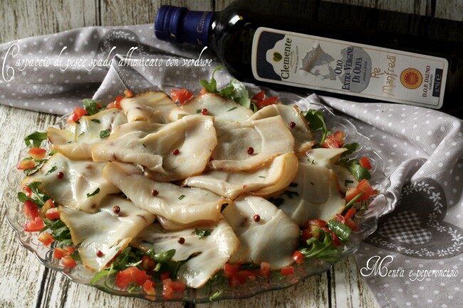 Carpaccio di pesce spada affumicato con verdure