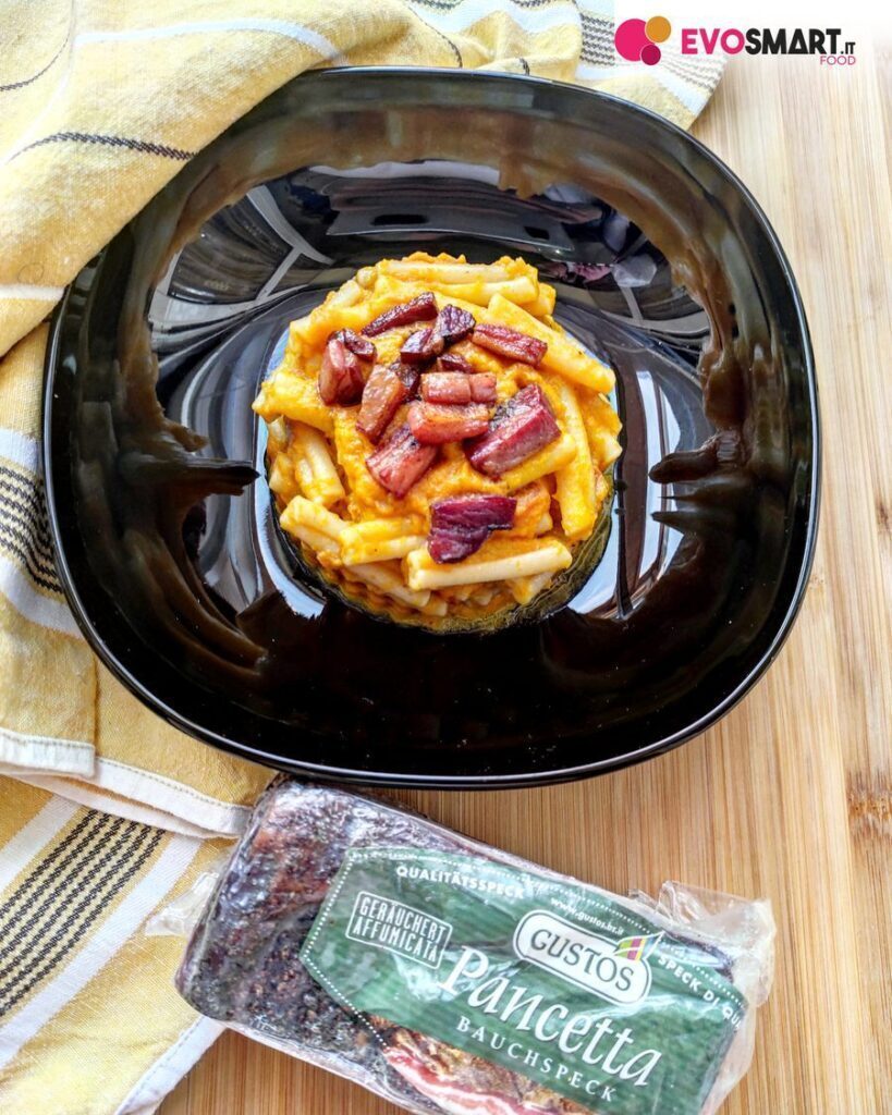 Casarecce senza glutine con crema di carote e pancetta