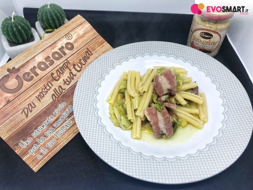 Casarecce verza e pancetta con trito d’aglio e peperoncino cerasaro
