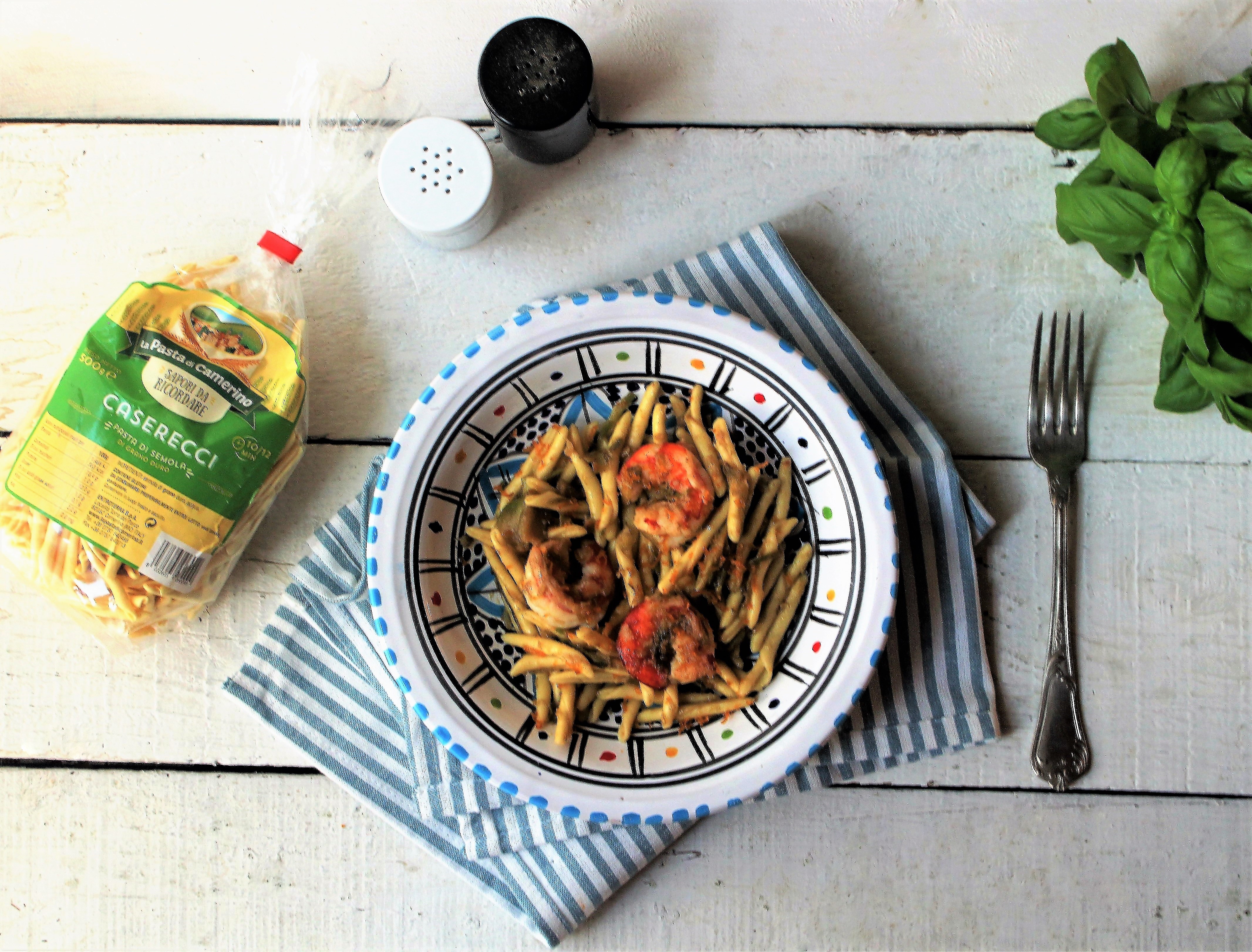 Caserecci con carciofi, gamberi e bottarga di muggine