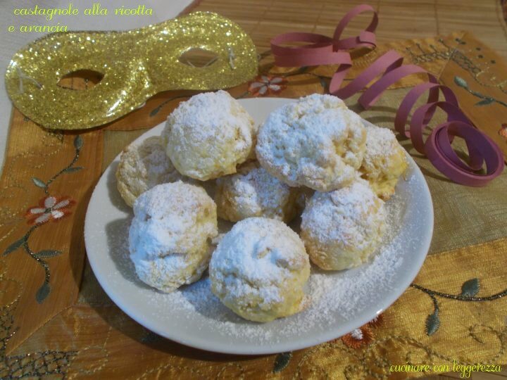 Castagnole alla ricotta e arancia