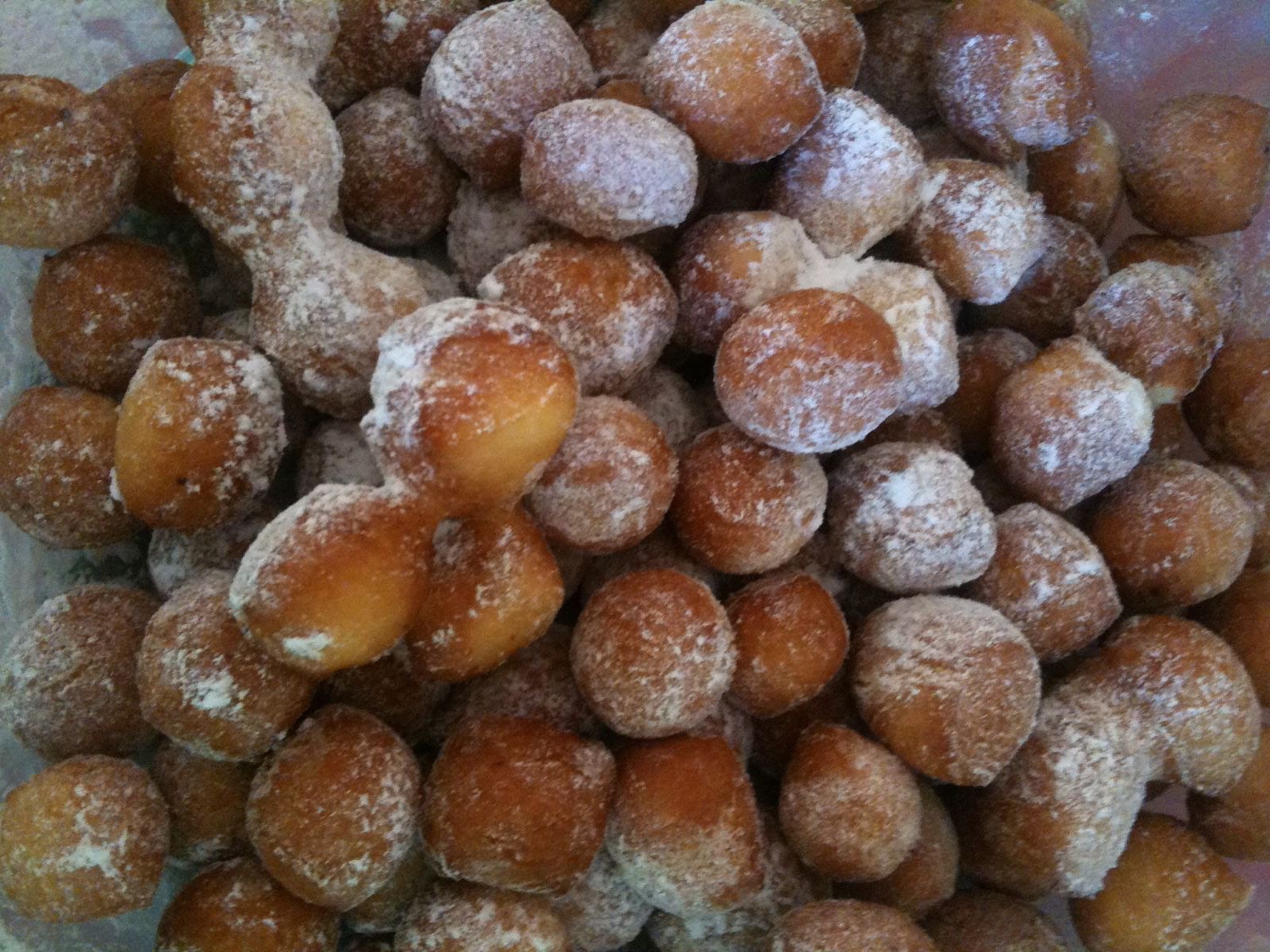Castagnole di carnevale, con e senza bimby