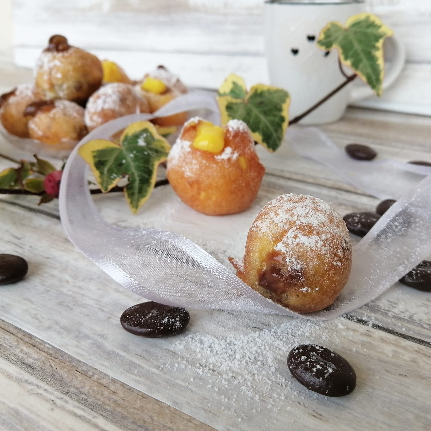 Castagnole ripiene alla crema
