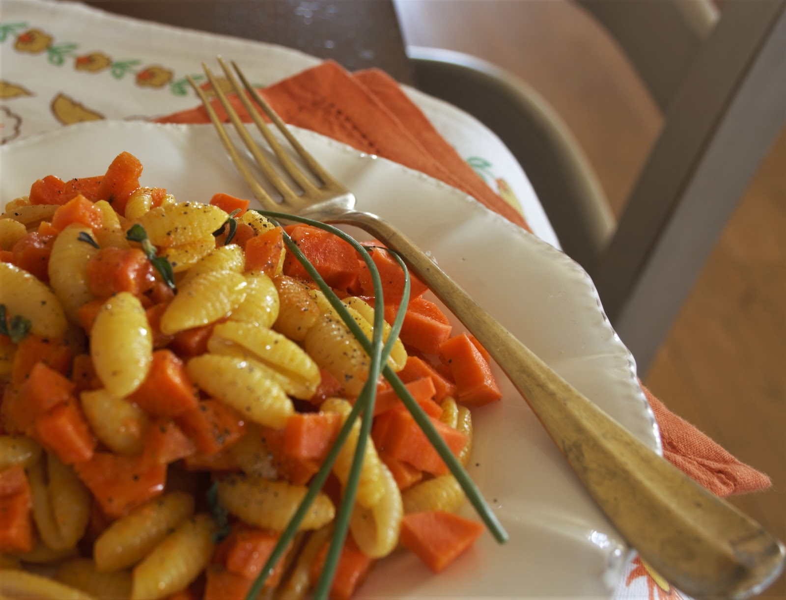 Cavatelli curcuma e carote