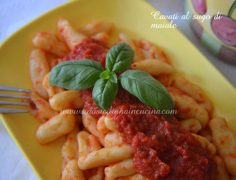 Cavati con il sugo di maiale